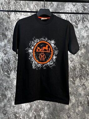 Vintage Crown H Circle Logo T-shirt Streetwear Medallion Print Tee